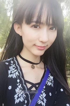 165895 - XiaoTong Age: 30 - China