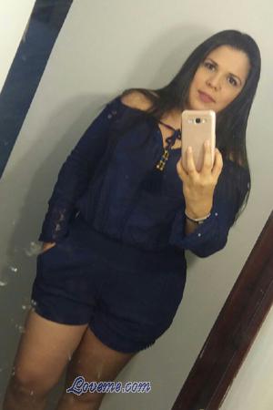 168696 - Yurein Age: 36 - Colombia