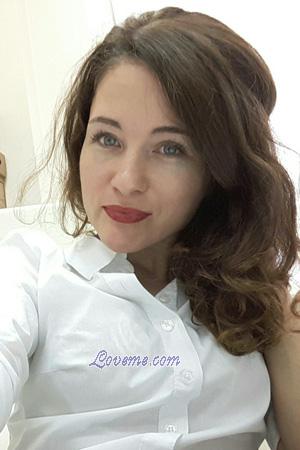 181249 - Yuliana Age: 43 - Russia