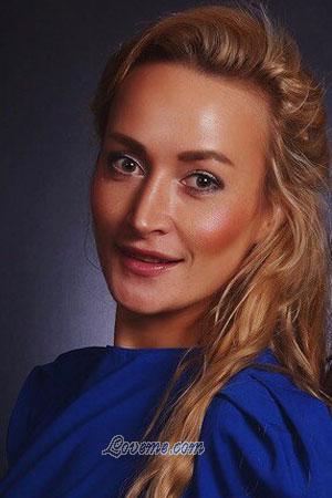 184986 - Nadezhda Age: 36 - Russia