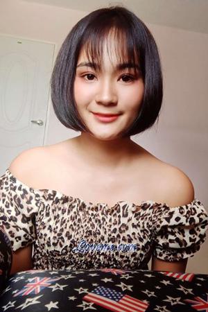 195199 - Tassanee (Pia) Age: 21 - Thailand