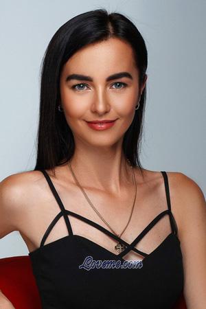 203473 - Oksana Age: 32 - Ukraine