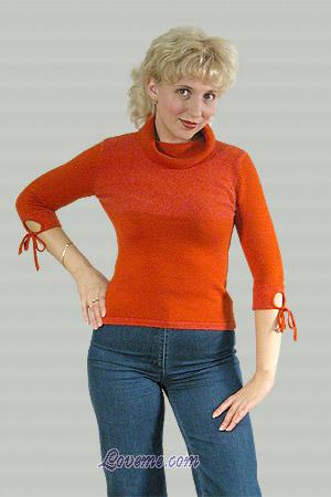 53238 - Elena Age: 42 - Russia