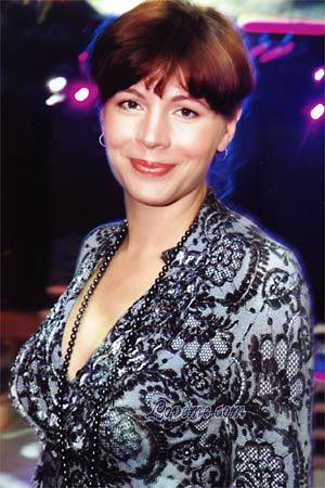 91748 - Oxana Age: 48 - Russia